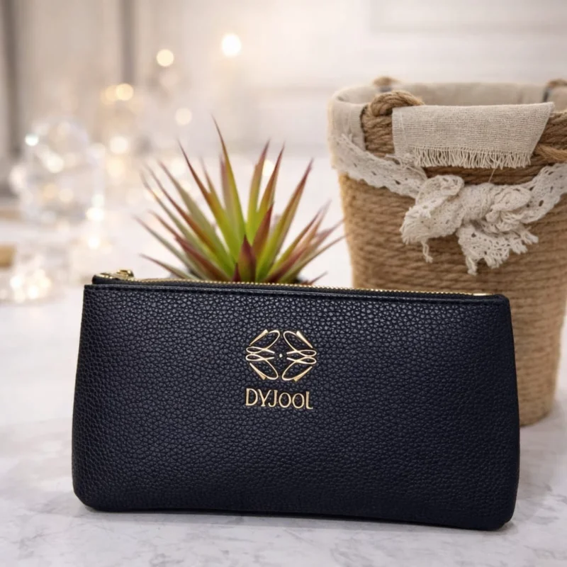 Dompet tangan wanita